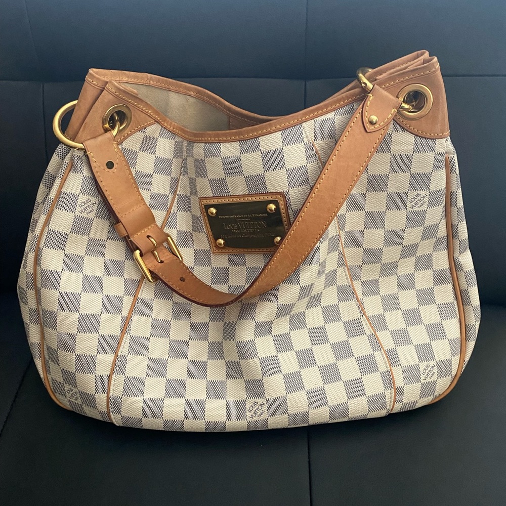 Louis Vuitton hand bag